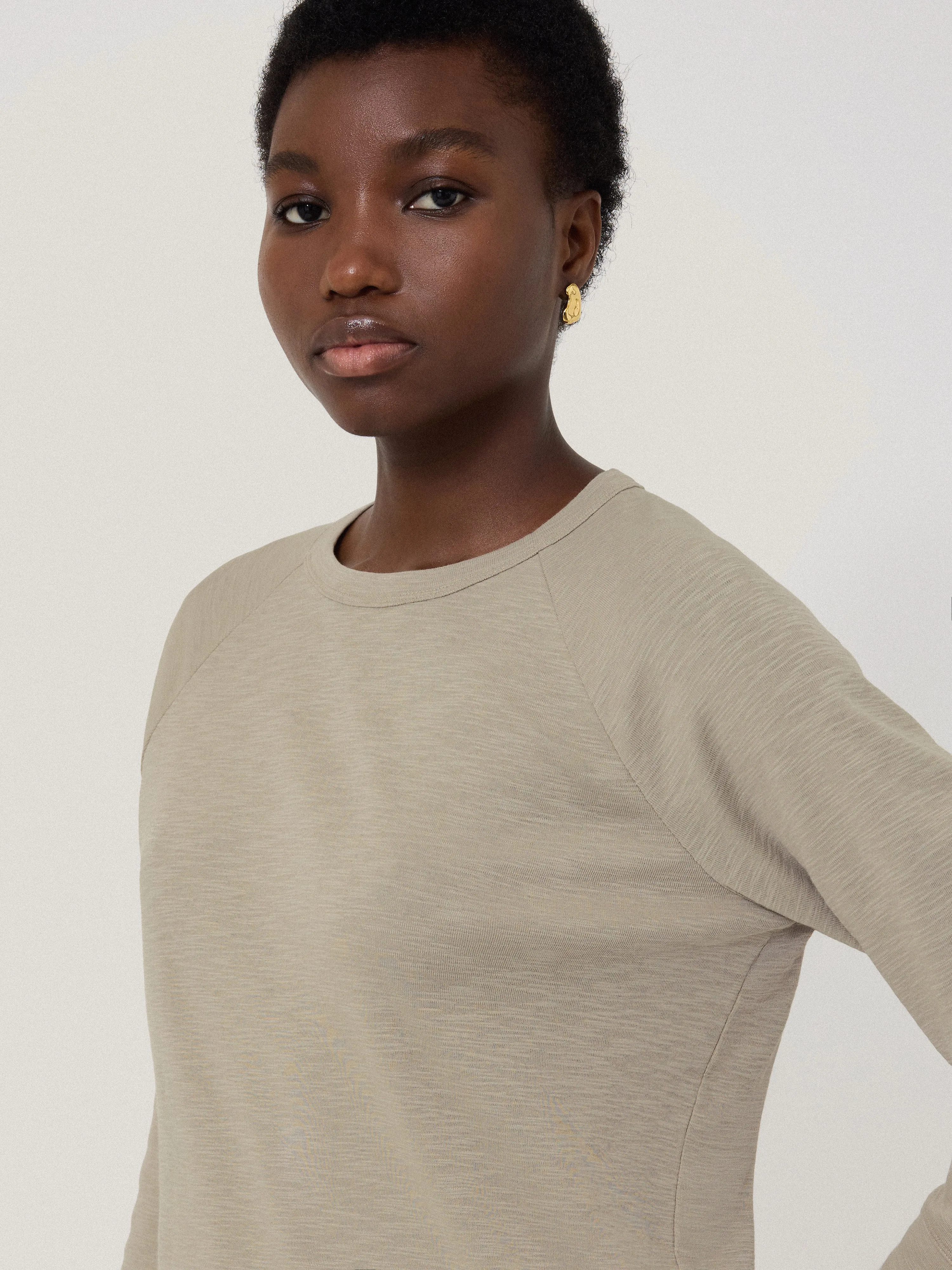 Cotton Luxe Raglan Tee | Grey