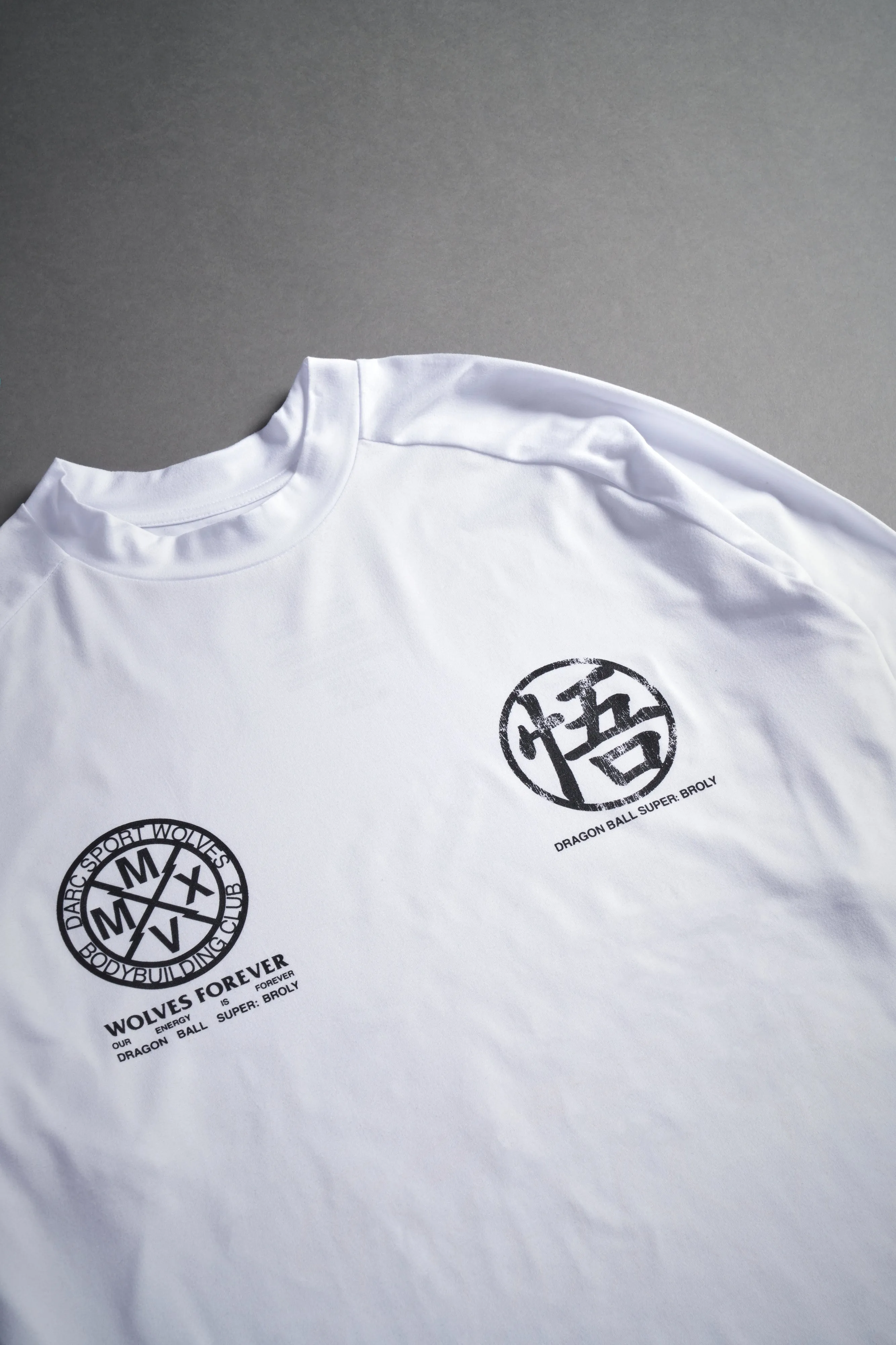 Go "Dry Wolf" S/S Raglan Tee in White