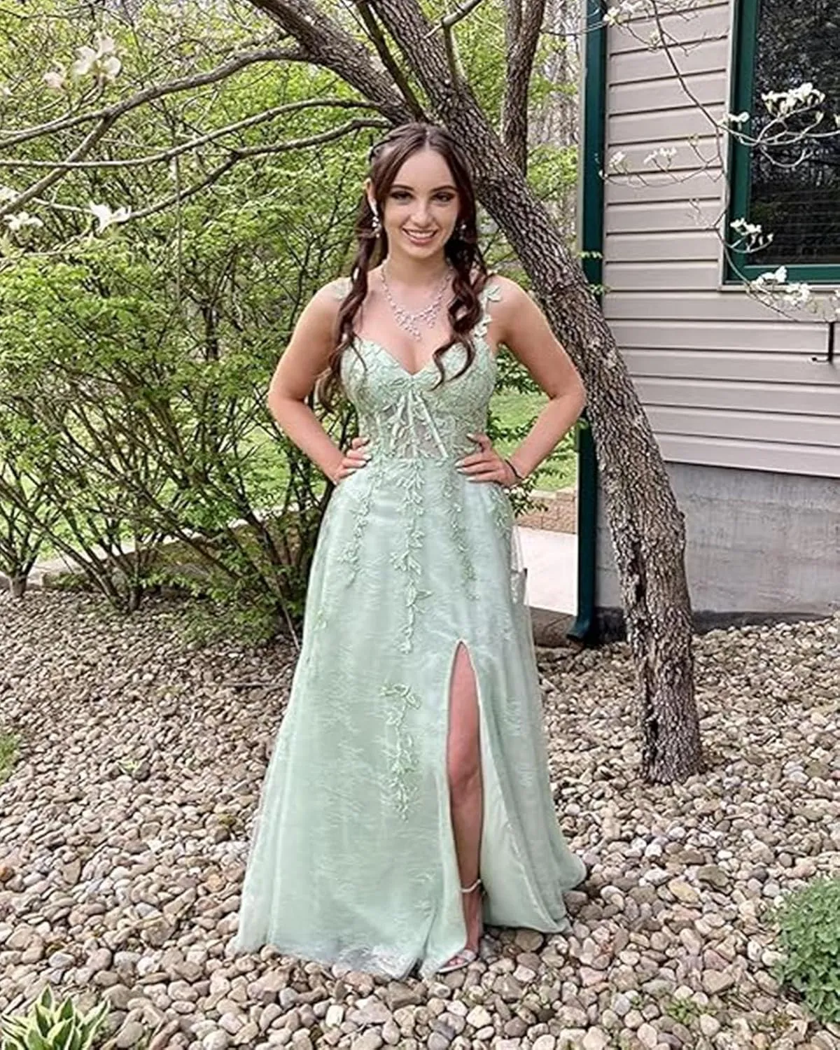 Long Tulle Prom Dresses 2025 V Neck Floral Long Ball Gowns for Women Lace Applique Formal Evening Gowns ACE159