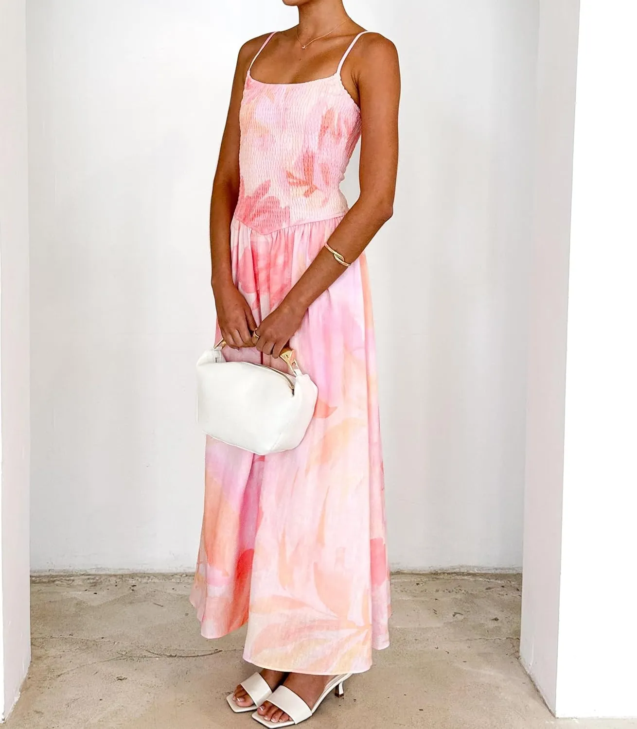 Women Spaghetti Strap Boho Maxi Dress Floral Square Neck Backless Long Dress Summer A Line Flowy Beach Sundress